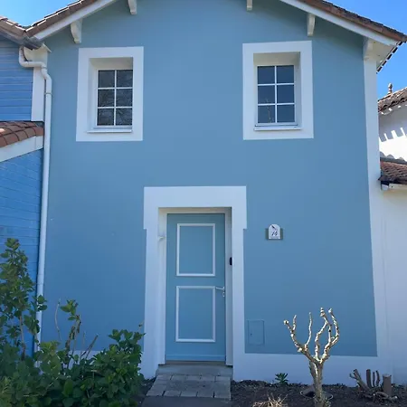 Holiday park La Petite Maison Bleu Talmont-Saint-Hilaire