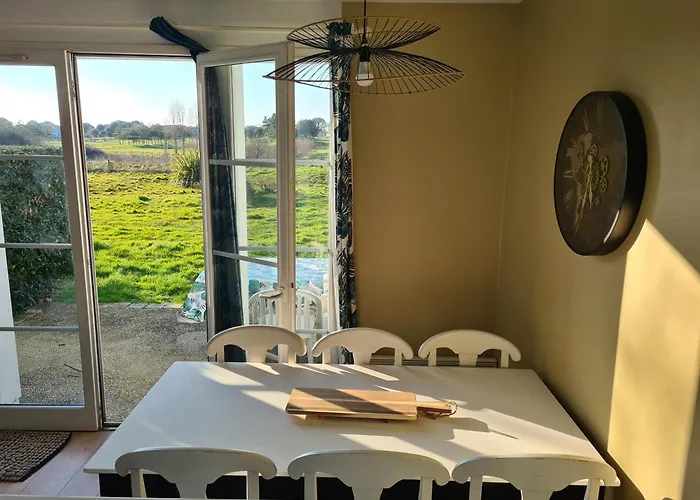 La Petite Maison Bleu