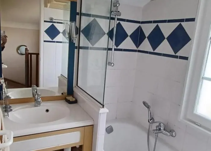 La Petite Maison Bleu Holiday park *